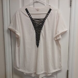 Stella Tweed White and Black Short Sleeved Lace-Up Tee 1X